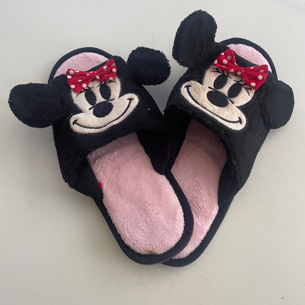 Mickey Mouse’s, House slippers size M 7/8